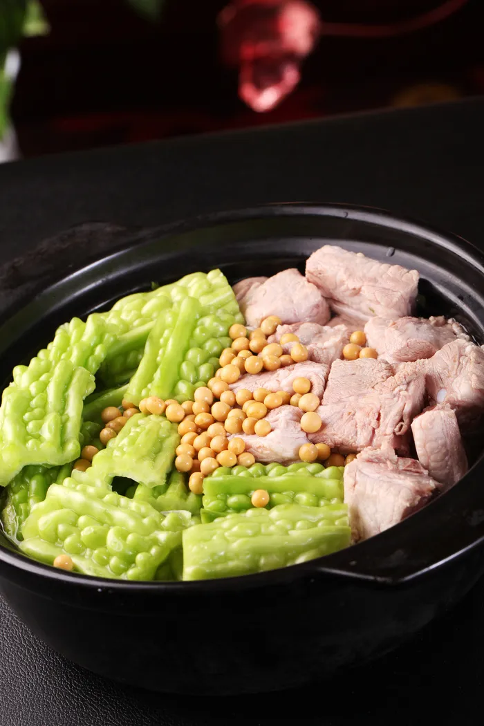 苦瓜排骨汤 (1)