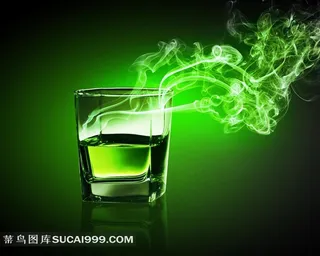 绿色时尚创意酒吧烟雾鸡尾酒特饮摄影海报