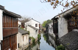苏州昆山周庄水巷夹岸风景