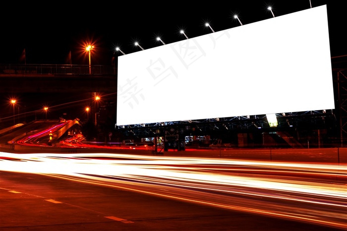 夜晚炫丽光效与空白广告牌高清图