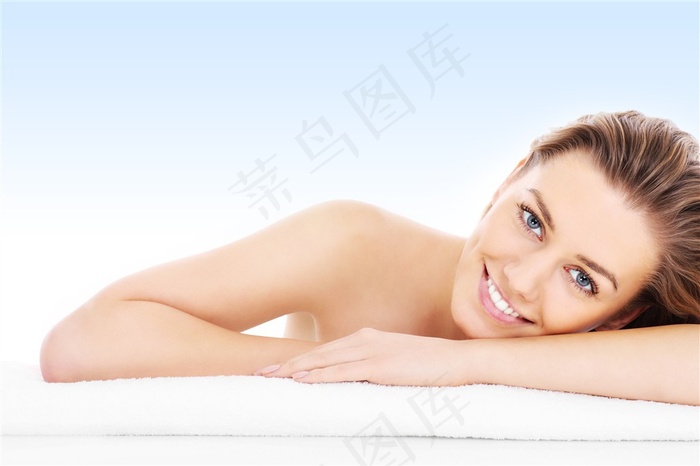 做完护理的外国美女高清摄影图