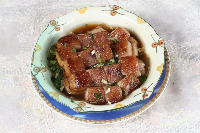 农家扣碗方肉