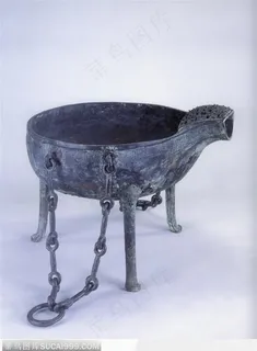 传统青铜器-古老的青铜灯台