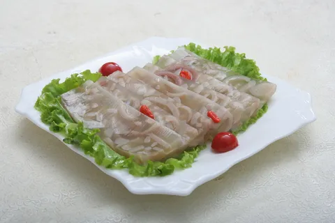 水晶皮冻  18元  咸鲜微甜