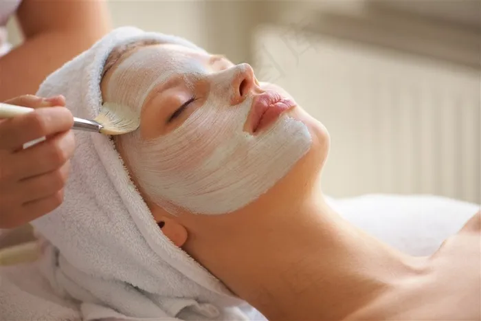 正在做面膜SPA的美女高清图