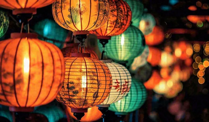 灯笼喜庆中秋佳节夜晚，元宵节摄影图(1205x704)