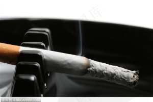 香烟谜烧-斜放的香烟