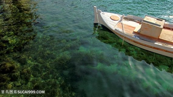 唯美湖畔木舟壁纸