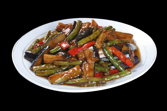 茄子烧豆角 12元