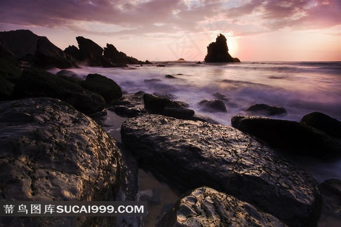 海边礁石自然风景图片