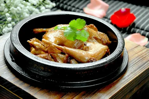 煲类火锅川菜特色菜石锅烹三鸟