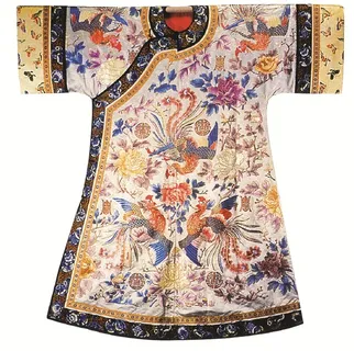 清朝皇家女子服装凤凰花纹图案图片 清朝皇家女子服装凤凰花纹图案图片