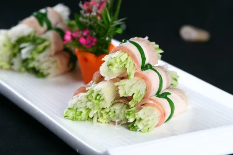 L01645一品白肉卷