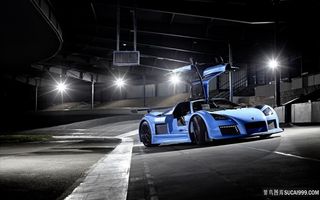 蓝色汽车唯美壁纸车图片