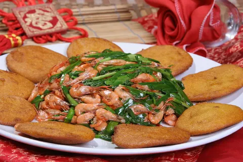 金饼韭菜炒河虾