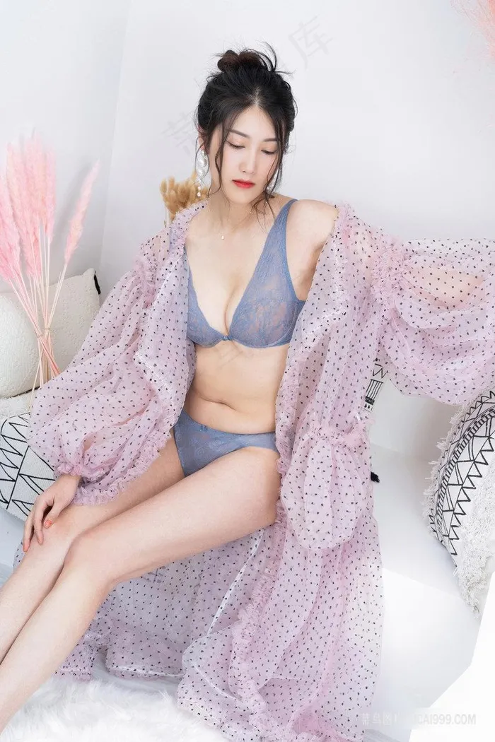 很有女人味的成熟韩国人体美女*高清摄影图片