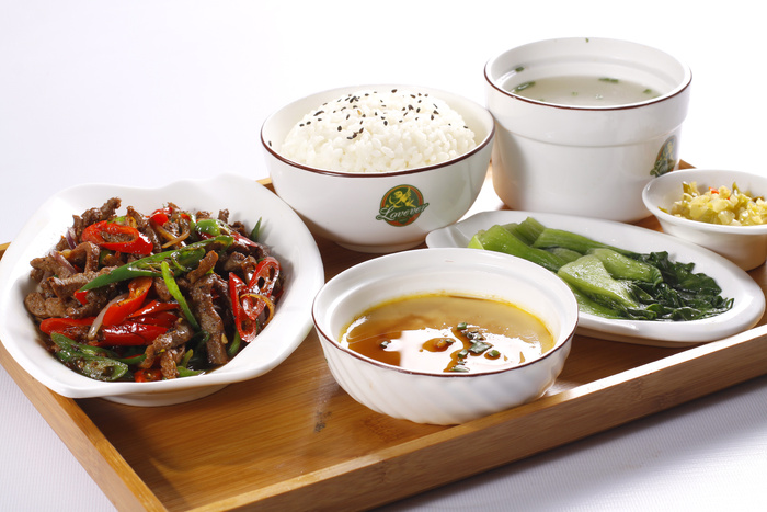 黑椒牛柳饭