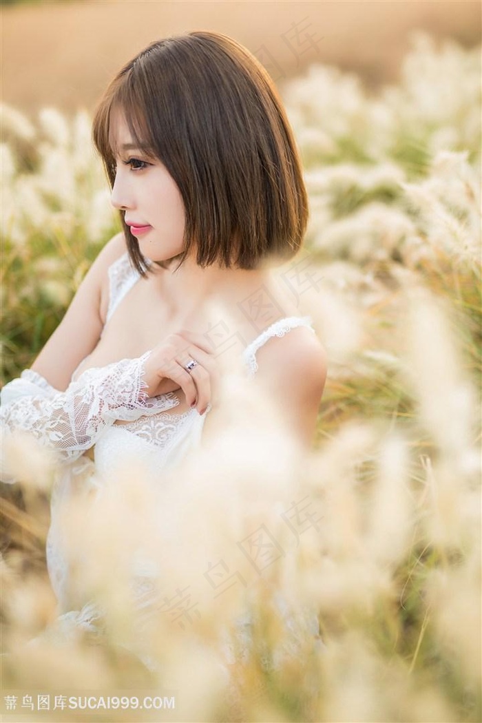 野外*清纯短发美女写真