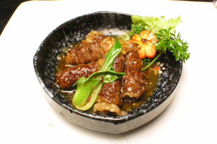  姜汁烧牛肉卷