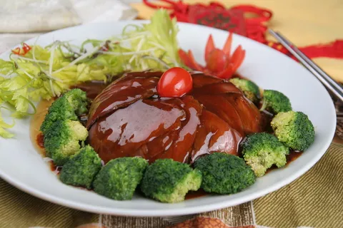 12兰花鲍扣鹿肉-人和园