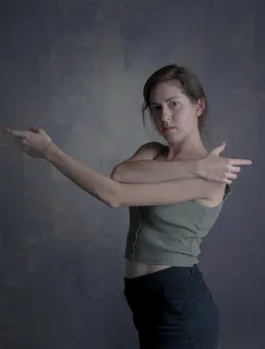 欧美形体艺术写真摄影图片