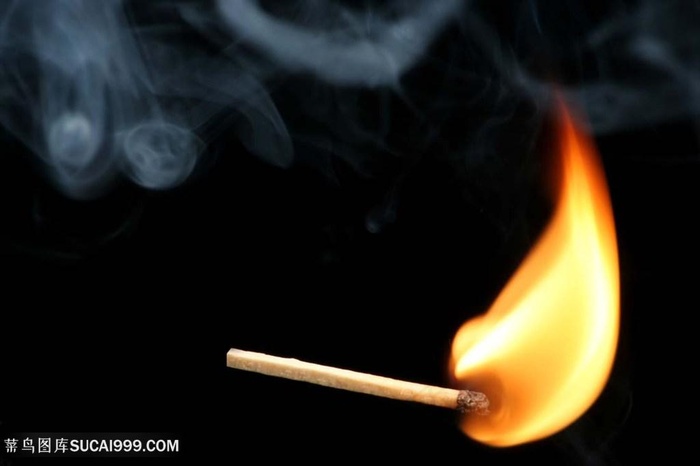 火柴燃烧火焰高清