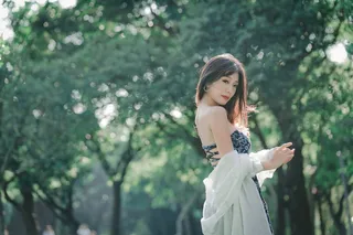 亚洲少妇*写真图片