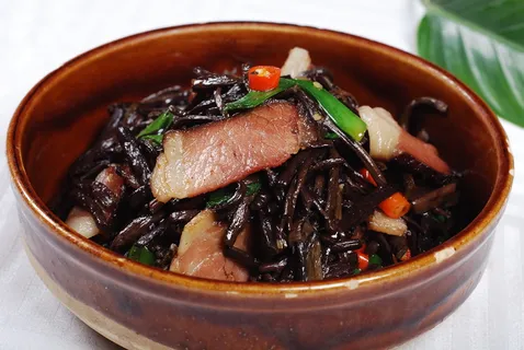 CXC02295蕨菜炒腊肉 CXC02295蕨菜炒腊肉