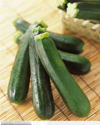 夏日美食-绿色的南瓜