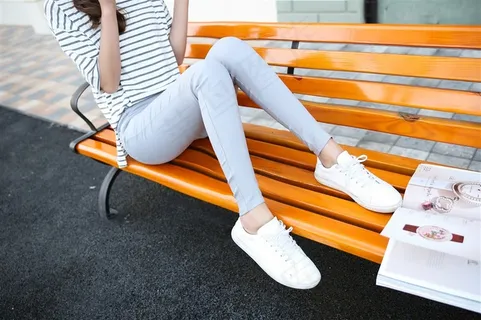 紧身裤女模特摄影