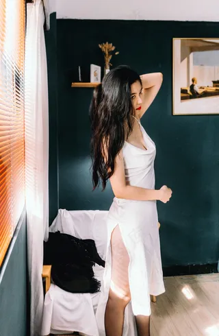 日本美女优优*图片