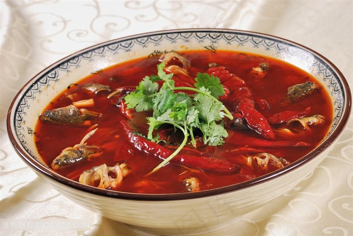 泡椒香辣黄辣丁中华美食摄影图