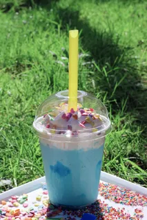 夏季美味冰激凌图片