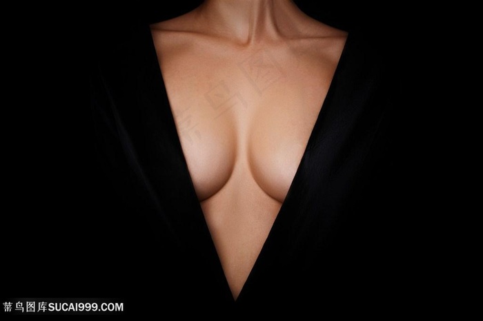 丰满胸部特写高清图