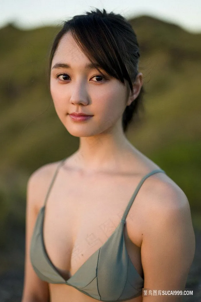 mm131日本清纯女生艺术照