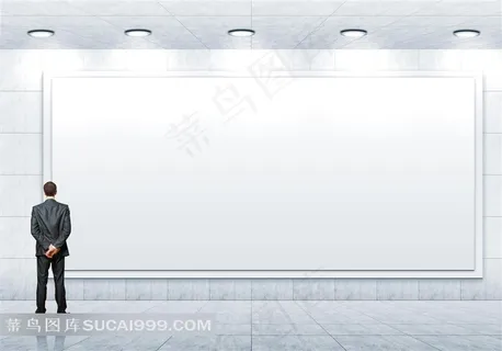 职场系列正在默默注视着空白展板的男职员