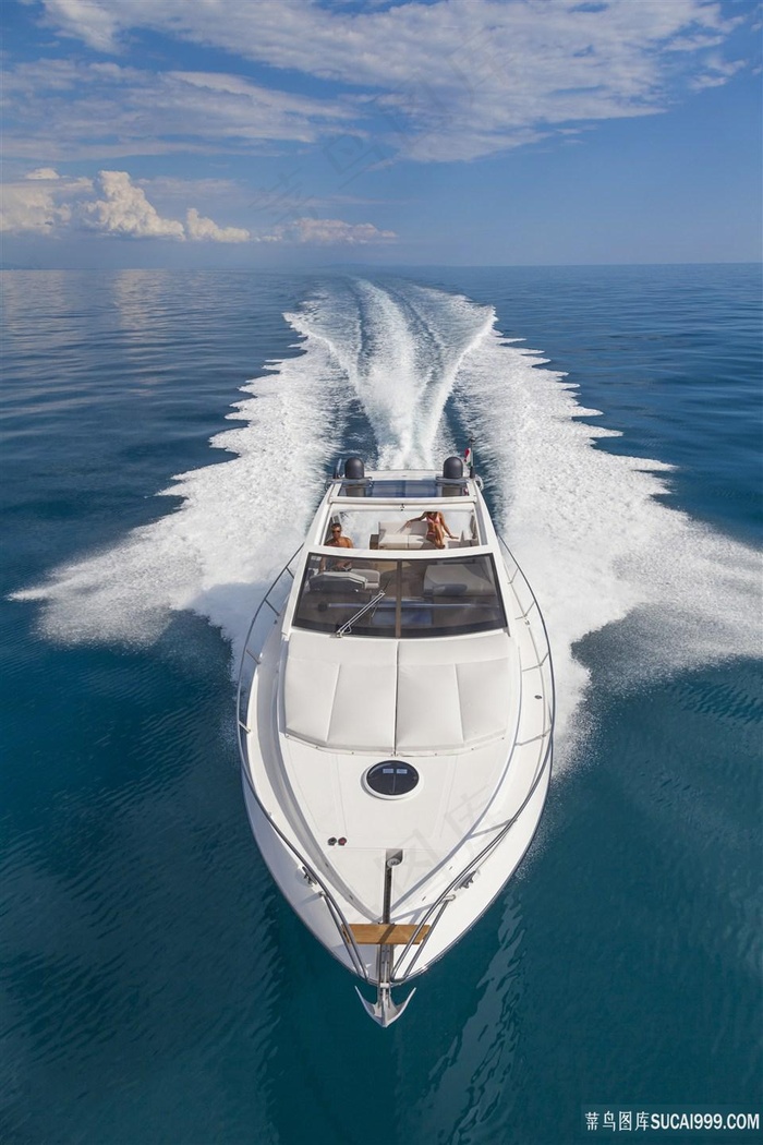 超级海上游艇图片
