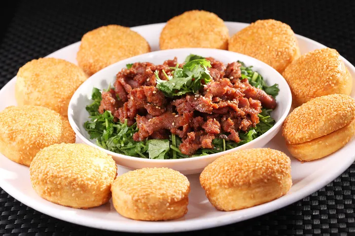 R02518孜然羊肉带饼 (1)