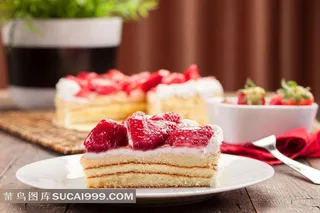 草莓美味蛋糕