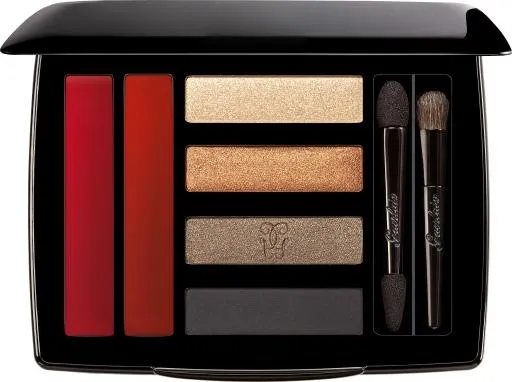 眼影 PNG免抠(2813x2101)