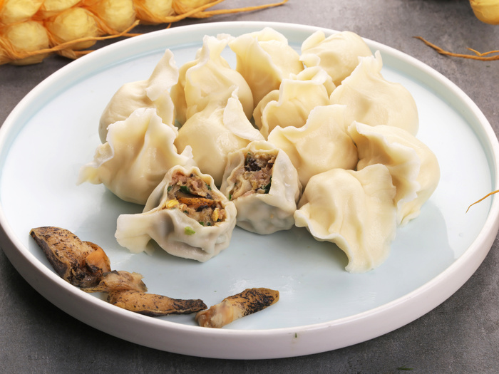 鲍螺三鲜水饺