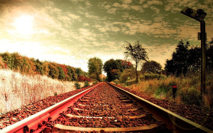 唯美铁路铁轨天空