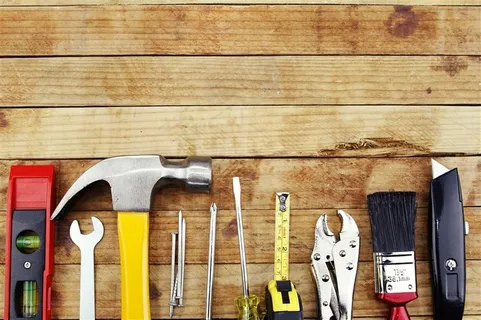 刀具卷尺螺丝刀等工具图片