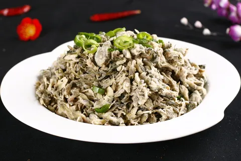 L01284农家蒸槐花 (2)