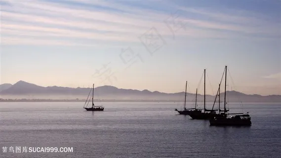 唯美海景木船壁纸 唯美海景木船壁纸