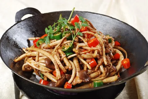 干锅美食焖锅湘菜麻辣香辣纸锅干锅茶树菇