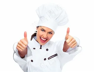 双手伸出大拇指的女厨师高清图片