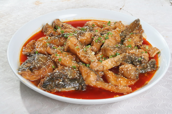 2芝麻豆瓣鱼   大佛川菜坊