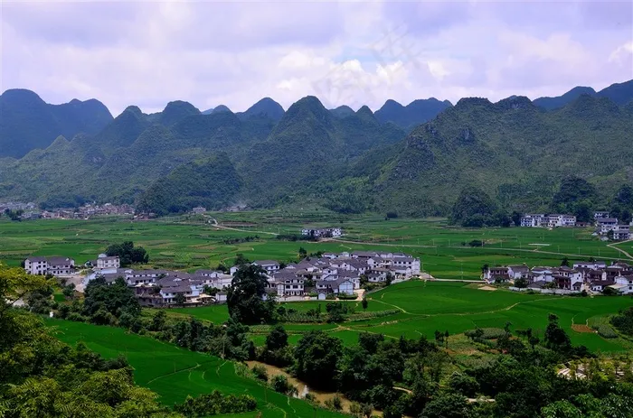 贵州万峰林风景图