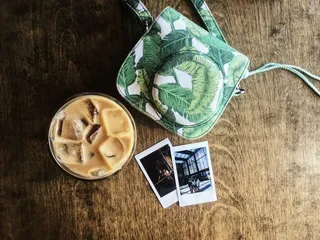 桌子上的美味咖啡大图